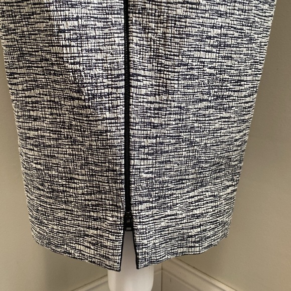 Victoria Beckham Space Dyed Black White Cotton-Blended Belted Sheath Dress - Picture 11 of 16